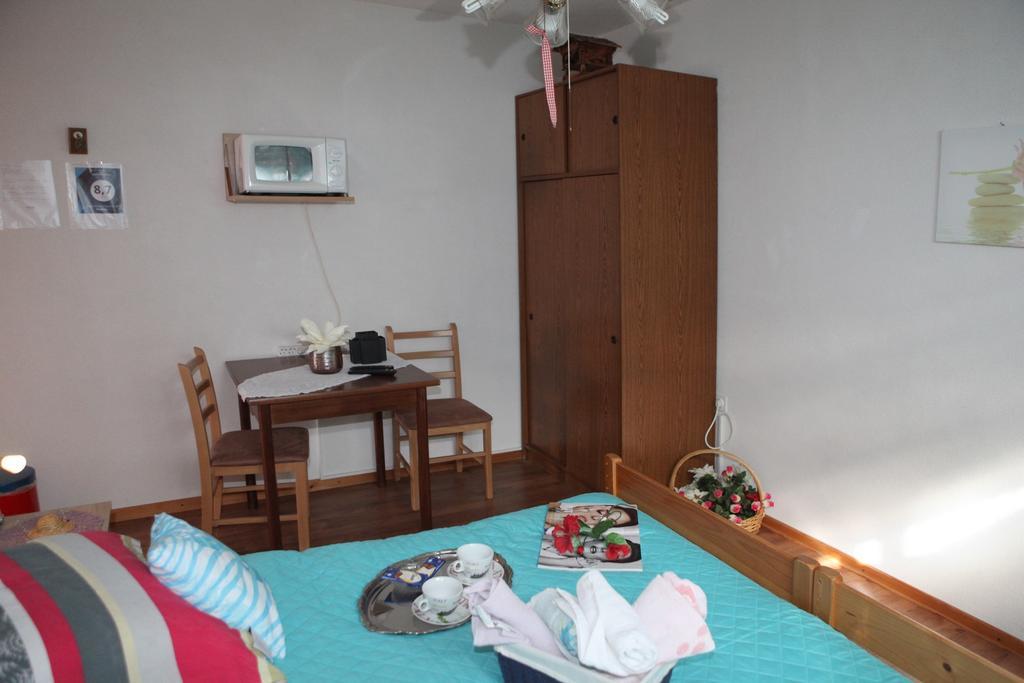 Apartments Adelita 波雷奇 外观 照片